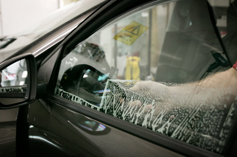 How To Clean Your Car's Windows Inside Without Streaks